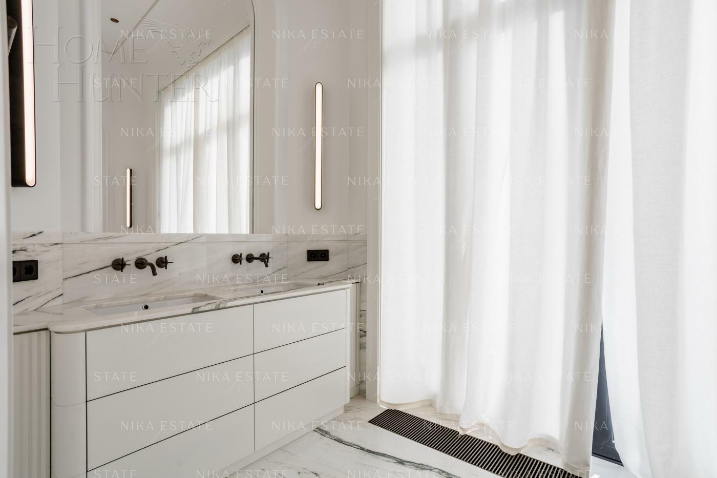 5-КОМН. ПЕНТХАУС С ОТДЕЛКОЙ 450 М² НА 8 ЭТАЖЕ
