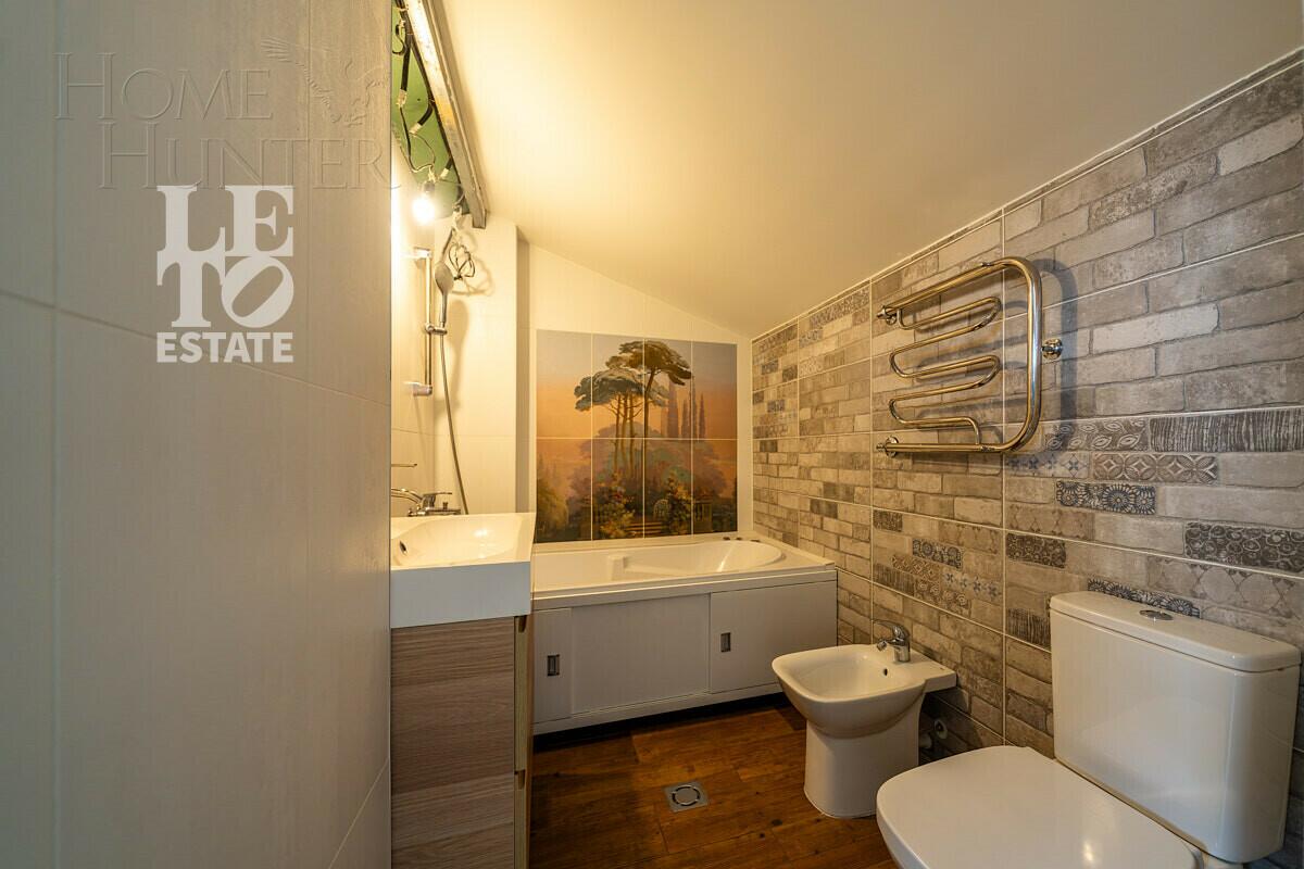 ТАУНХАУС 165.6 м² без отделки