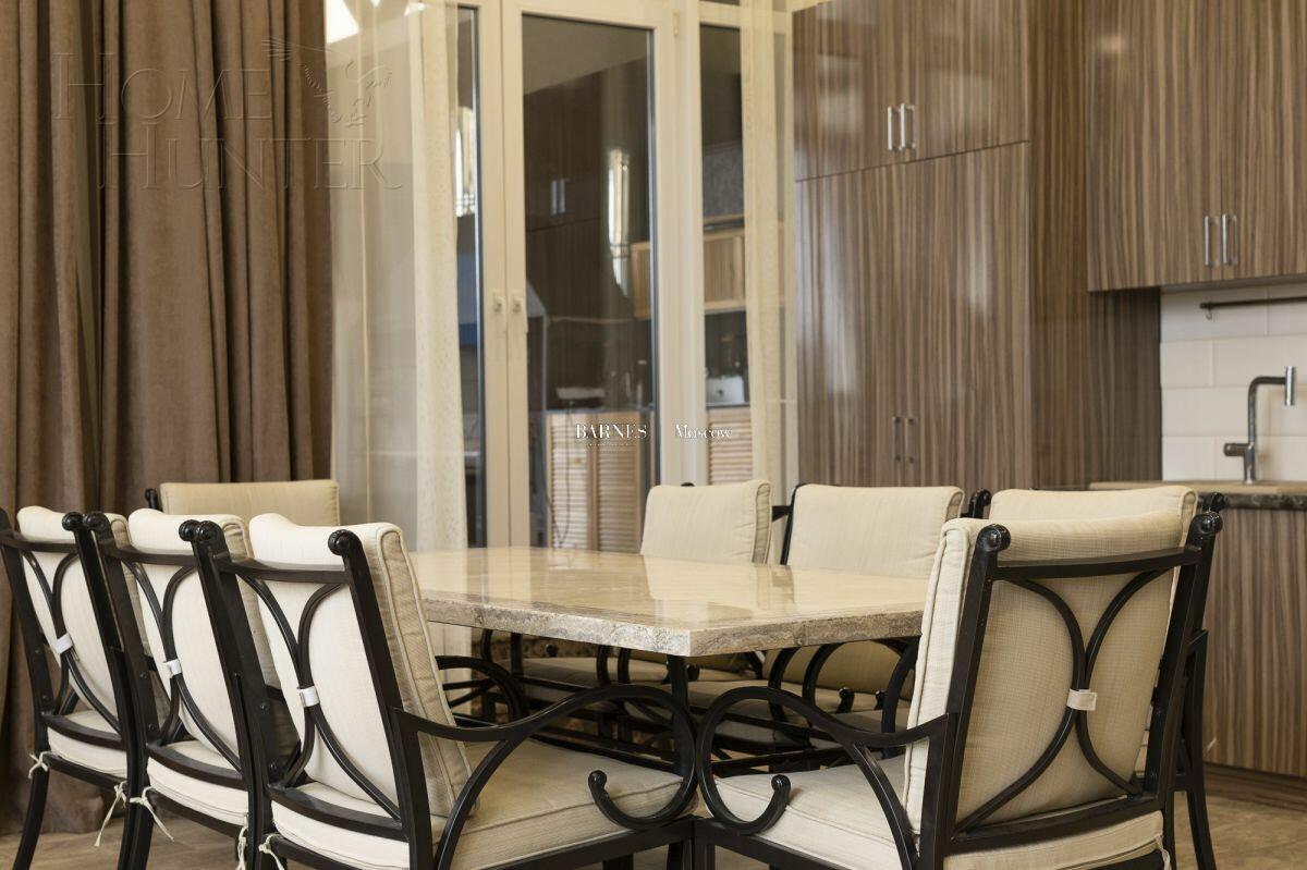 КОТТЕДЖ 322 м² с отделкой