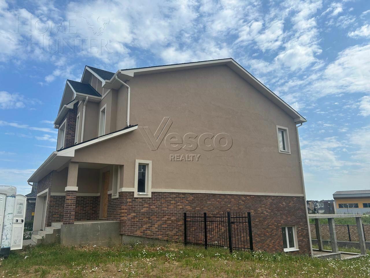 2-этажный коттедж 447 м² без отделки