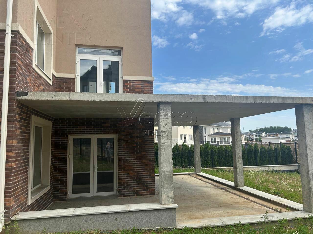 2-этажный коттедж 447 м² без отделки