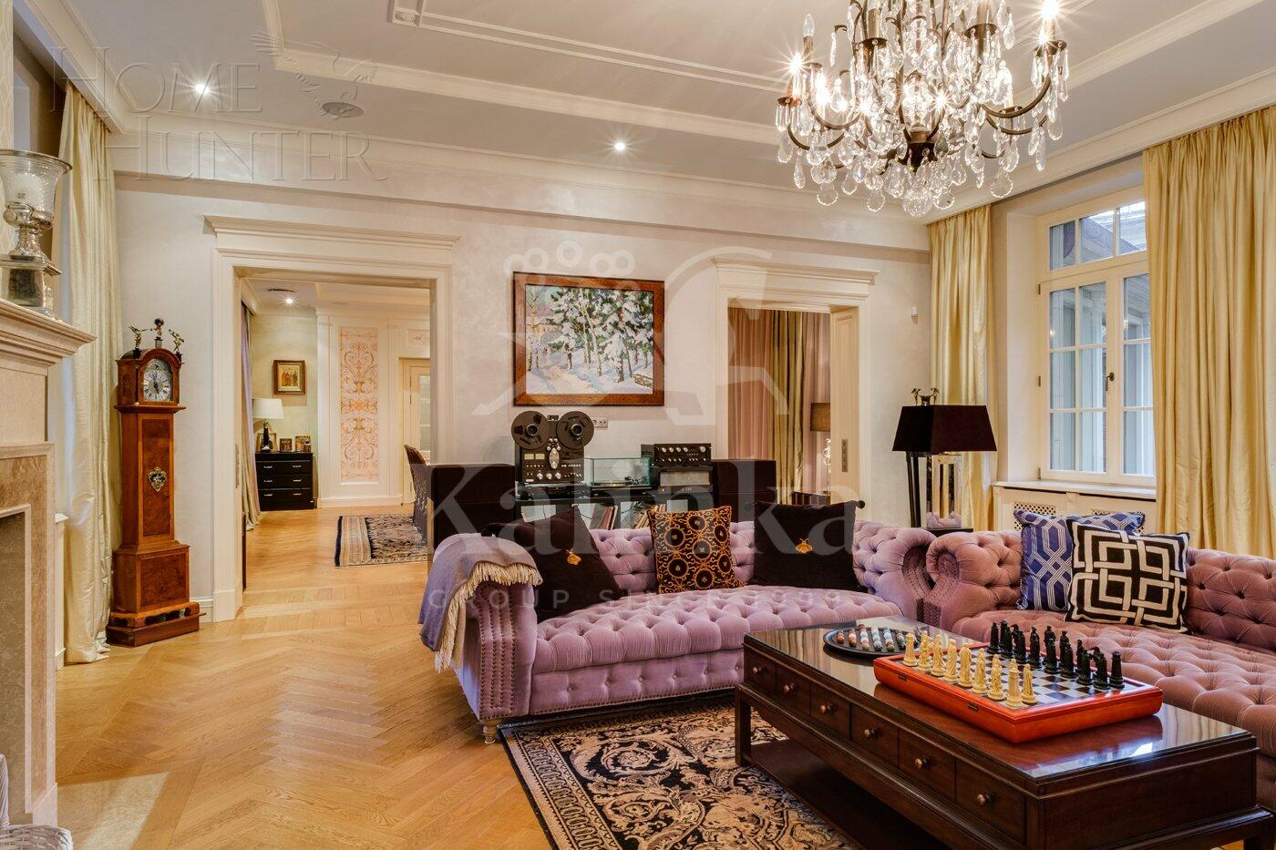 2-этажный коттедж 1 400 м² с отделкой