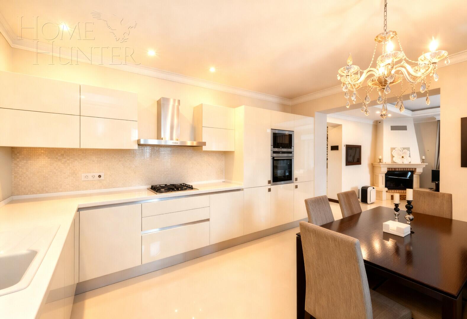 2-этажный коттедж 442 м² с отделкой