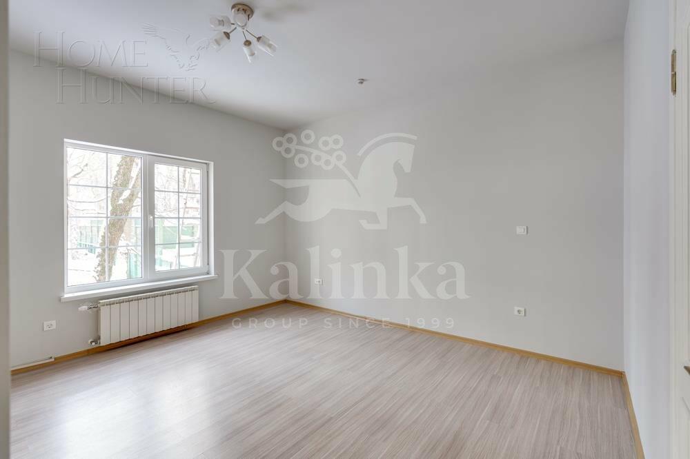 2-этажный таунхаус 890 м² с отделкой