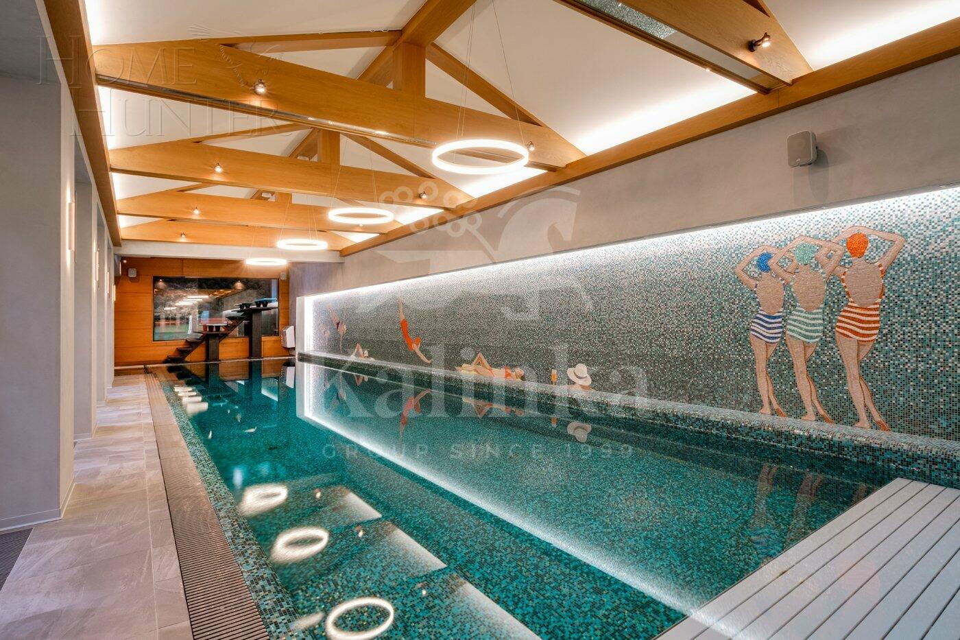 2-этажный коттедж 1 400 м² с отделкой