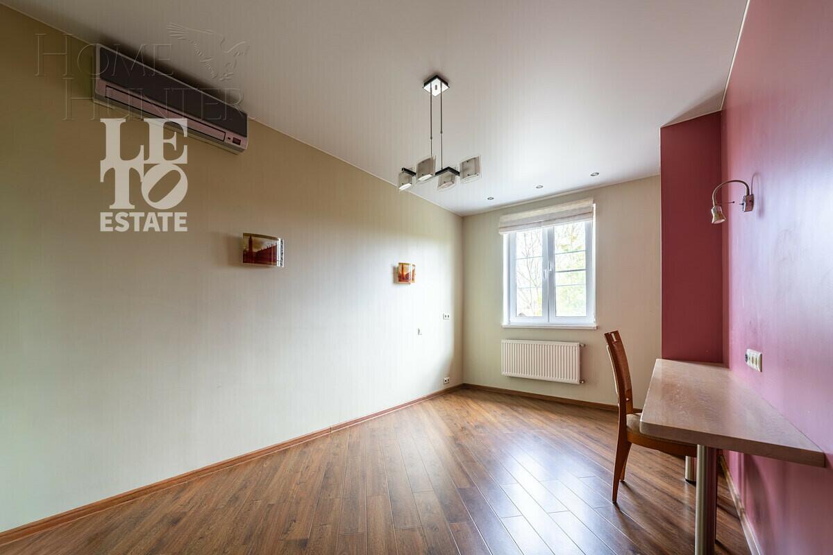 ТАУНХАУС 165.6 м² без отделки