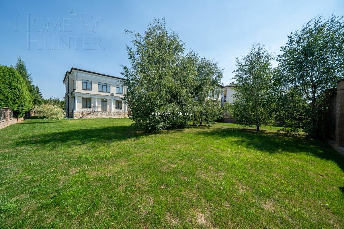 2-этажный коттедж 371 м² с отделкой