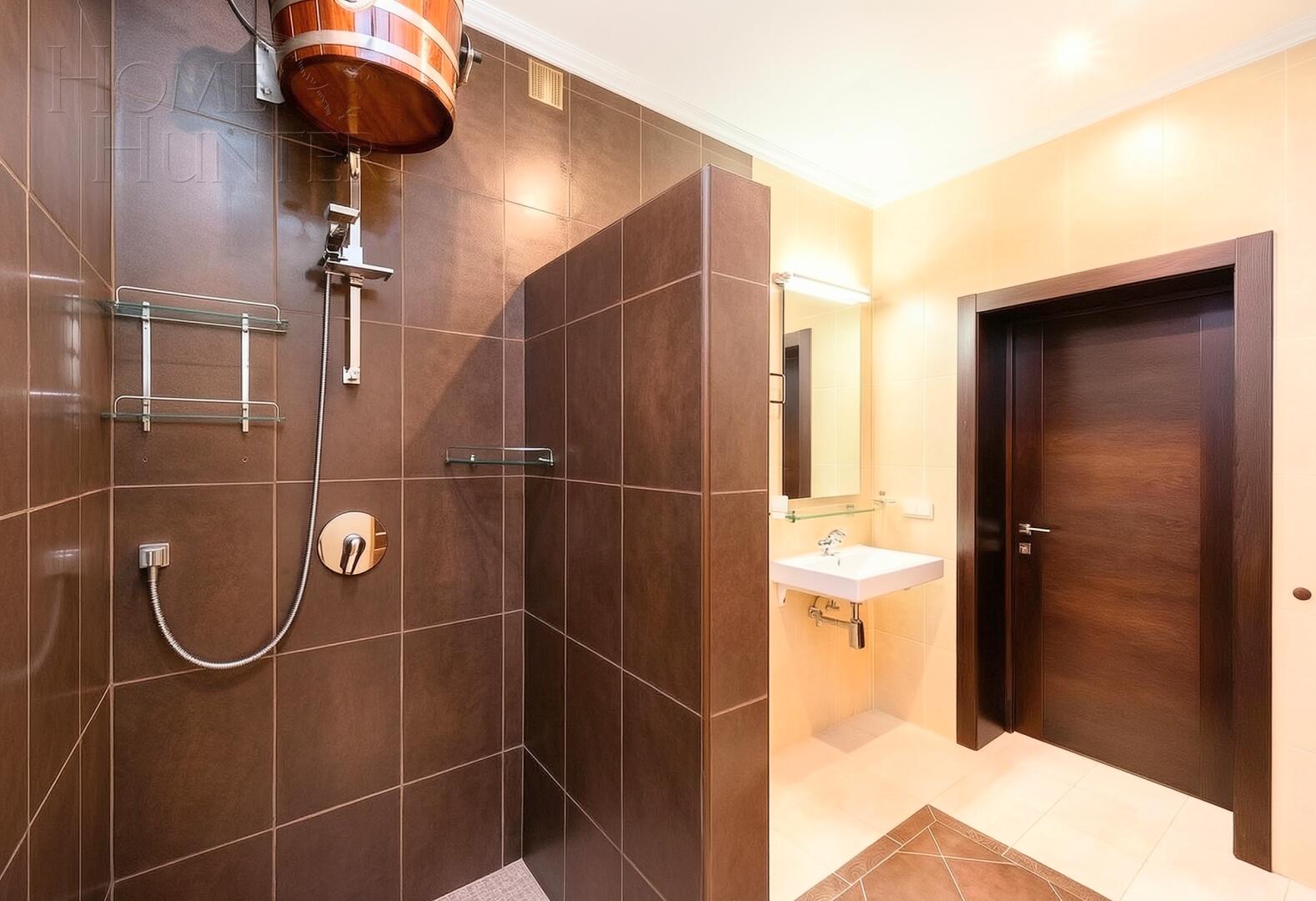 2-этажный коттедж 442 м² с отделкой