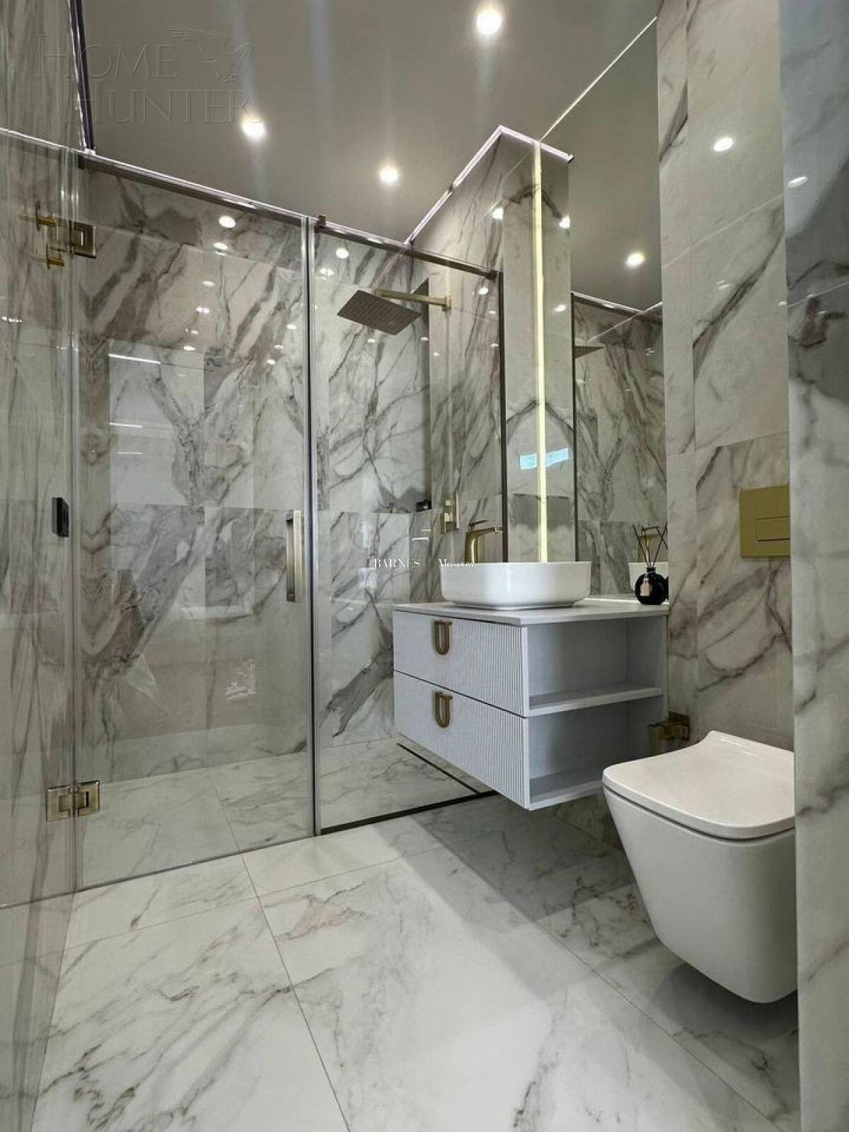 КОТТЕДЖ 542 м² с отделкой