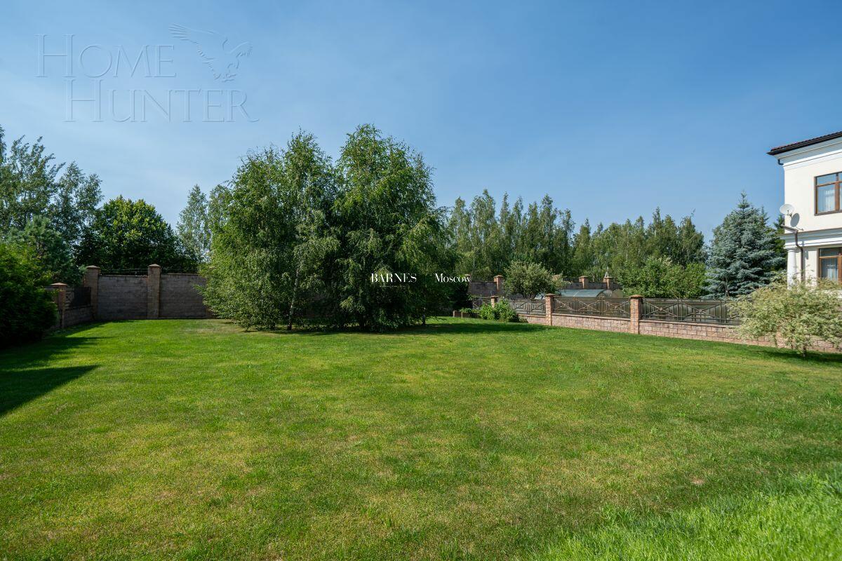 2-этажный коттедж 371 м² с отделкой