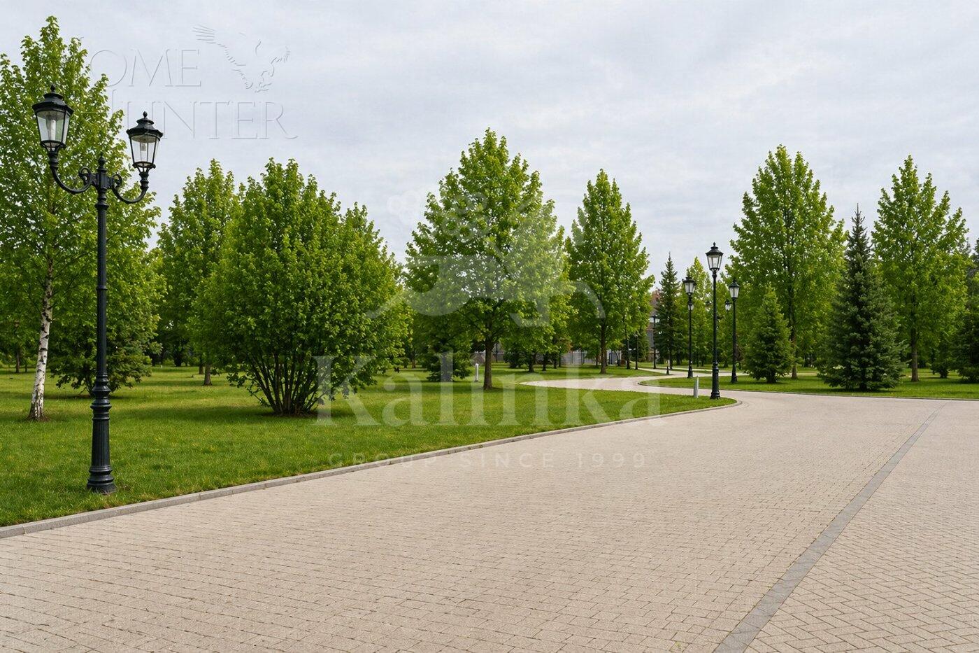 Участок 24.06 сот. в охраняемом поселке