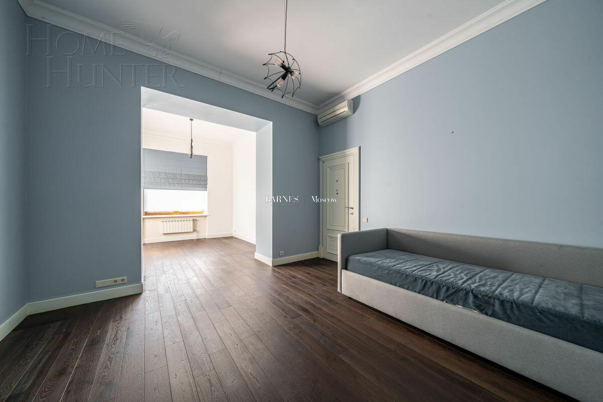 2-этажный коттедж 371 м² с отделкой