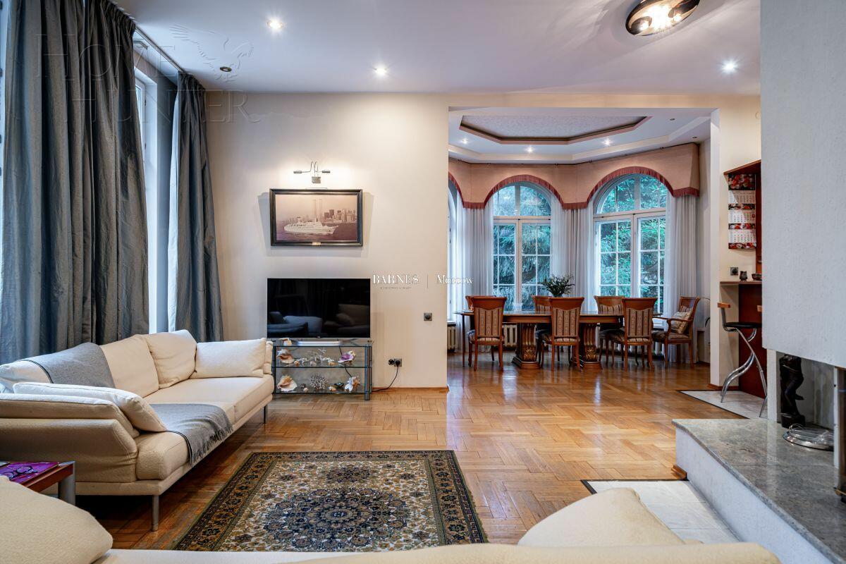 2-этажный коттедж 343.5 м² с отделкой