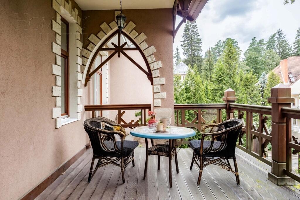 2-этажный коттедж 1 000 м² с отделкой