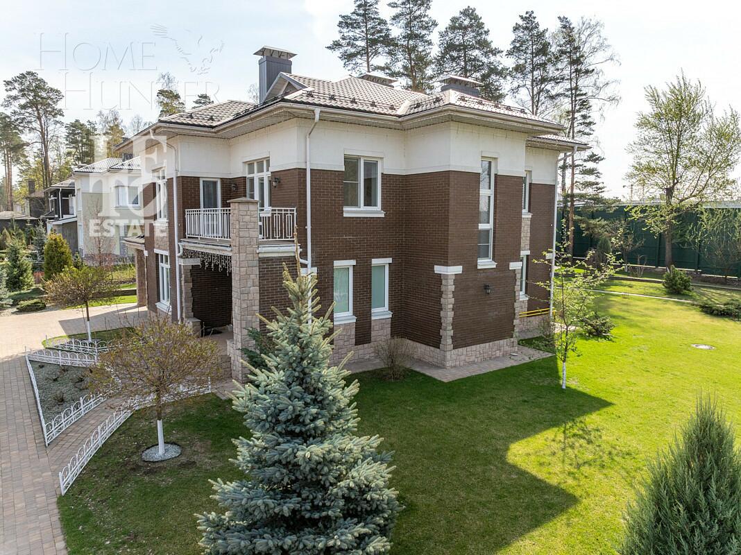 2-этажный коттедж 214 м² с отделкой