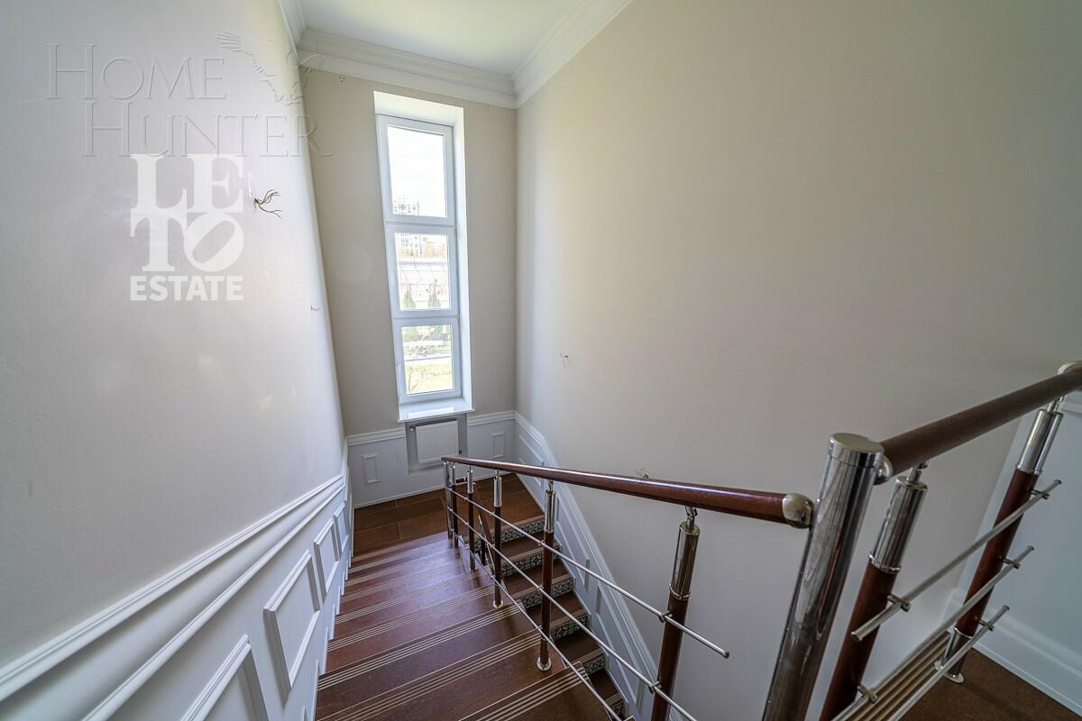 2-этажный коттедж 214 м² с отделкой