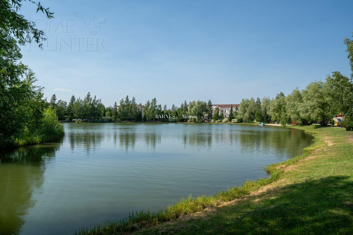 2-этажный коттедж 371 м² с отделкой