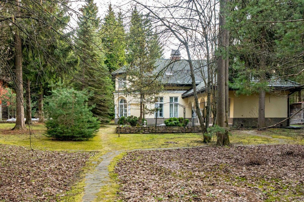 2-этажный коттедж 343.5 м² с отделкой