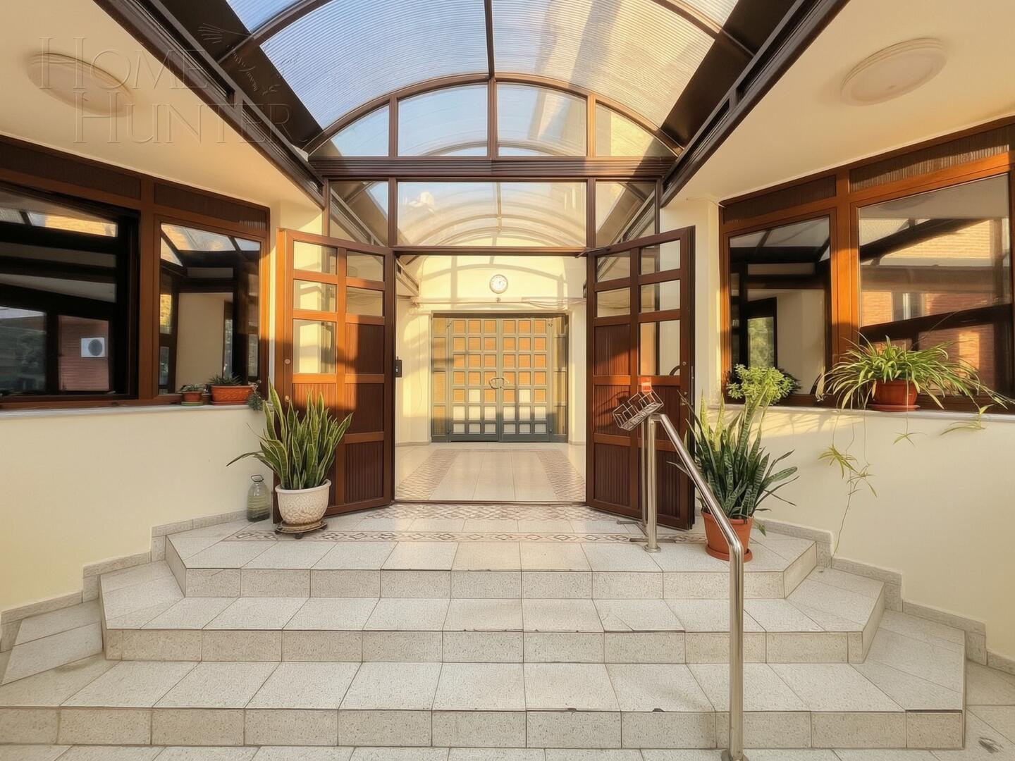 4-КОМН. КВАРТИРА С ОТДЕЛКОЙ 130.01 М² НА 9 ЭТАЖЕ