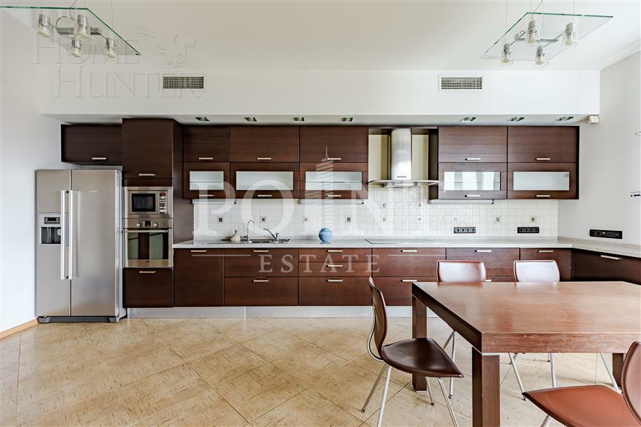 4-КОМН. КВАРТИРА С ОТДЕЛКОЙ 185.4 М² НА 10 ЭТАЖЕ