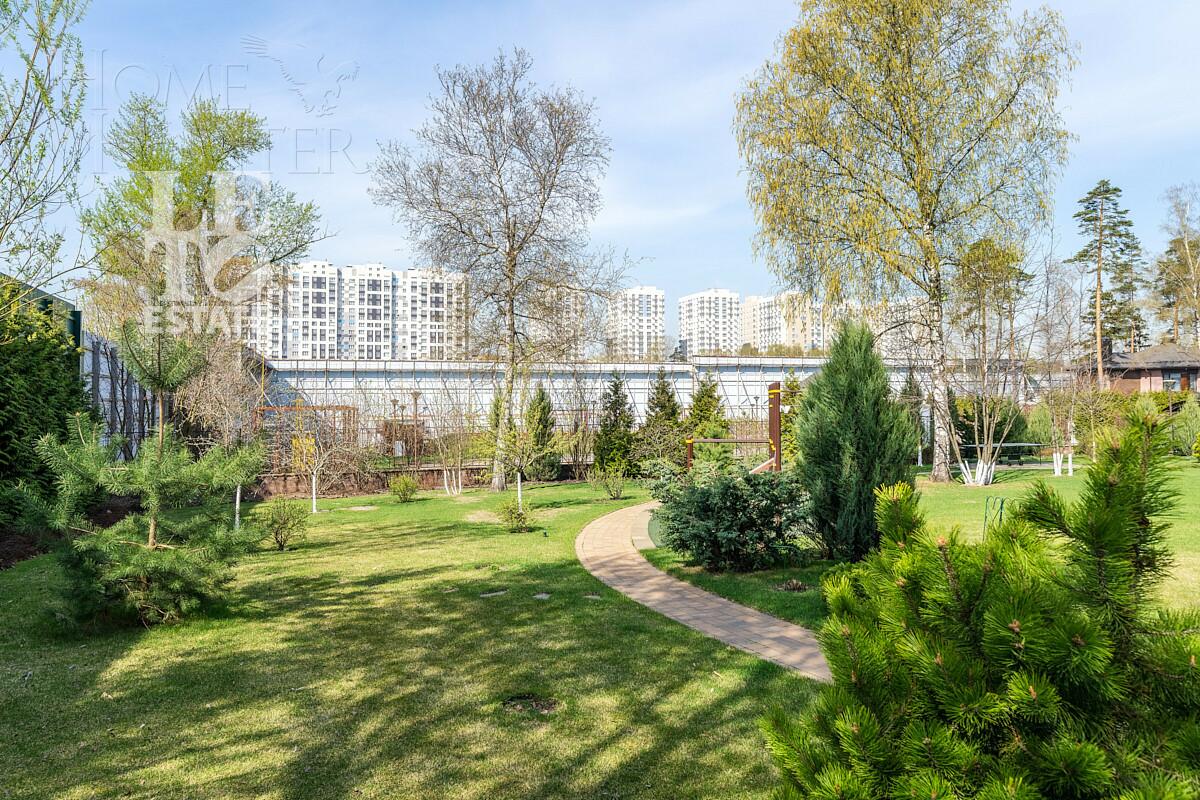 2-этажный коттедж 214 м² с отделкой