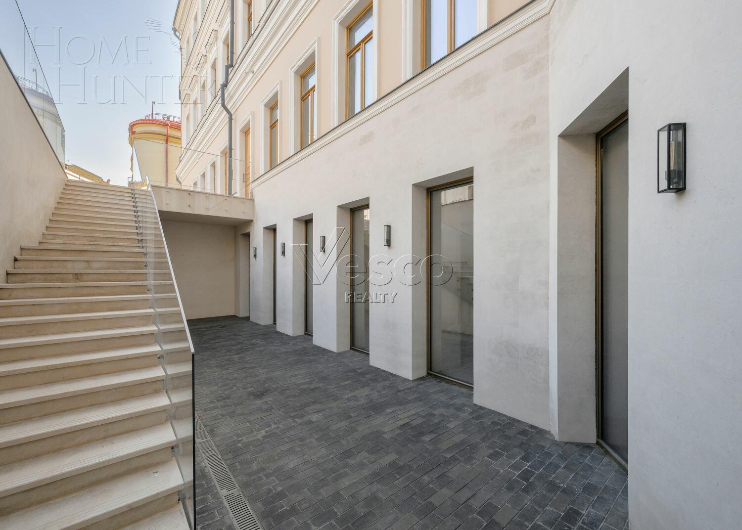 4-КОМН. КВАРТИРА БЕЗ ОТДЕЛКИ 252.4 М² НА 1 ЭТАЖЕ