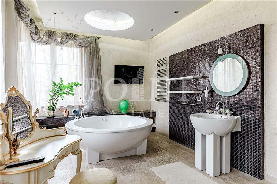 4-КОМН. КВАРТИРА С ОТДЕЛКОЙ 169 М² НА 2 ЭТАЖЕ