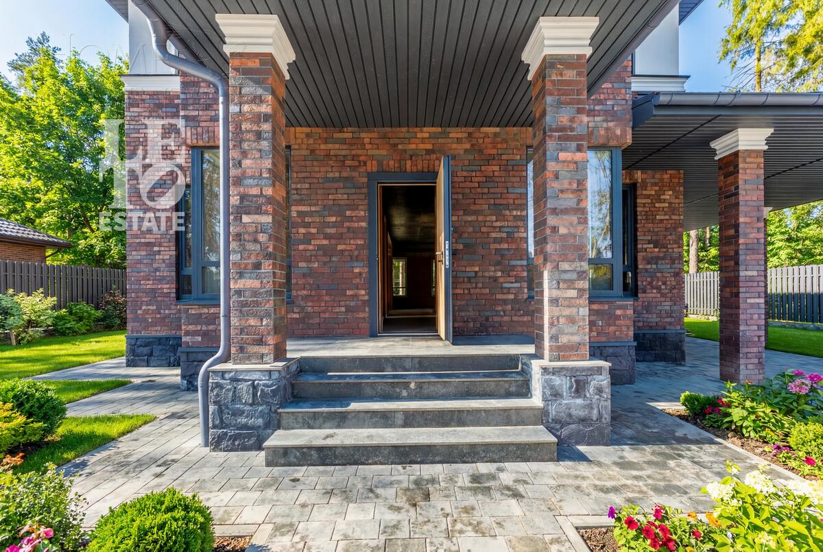 2-этажный коттедж 270 м² без отделки