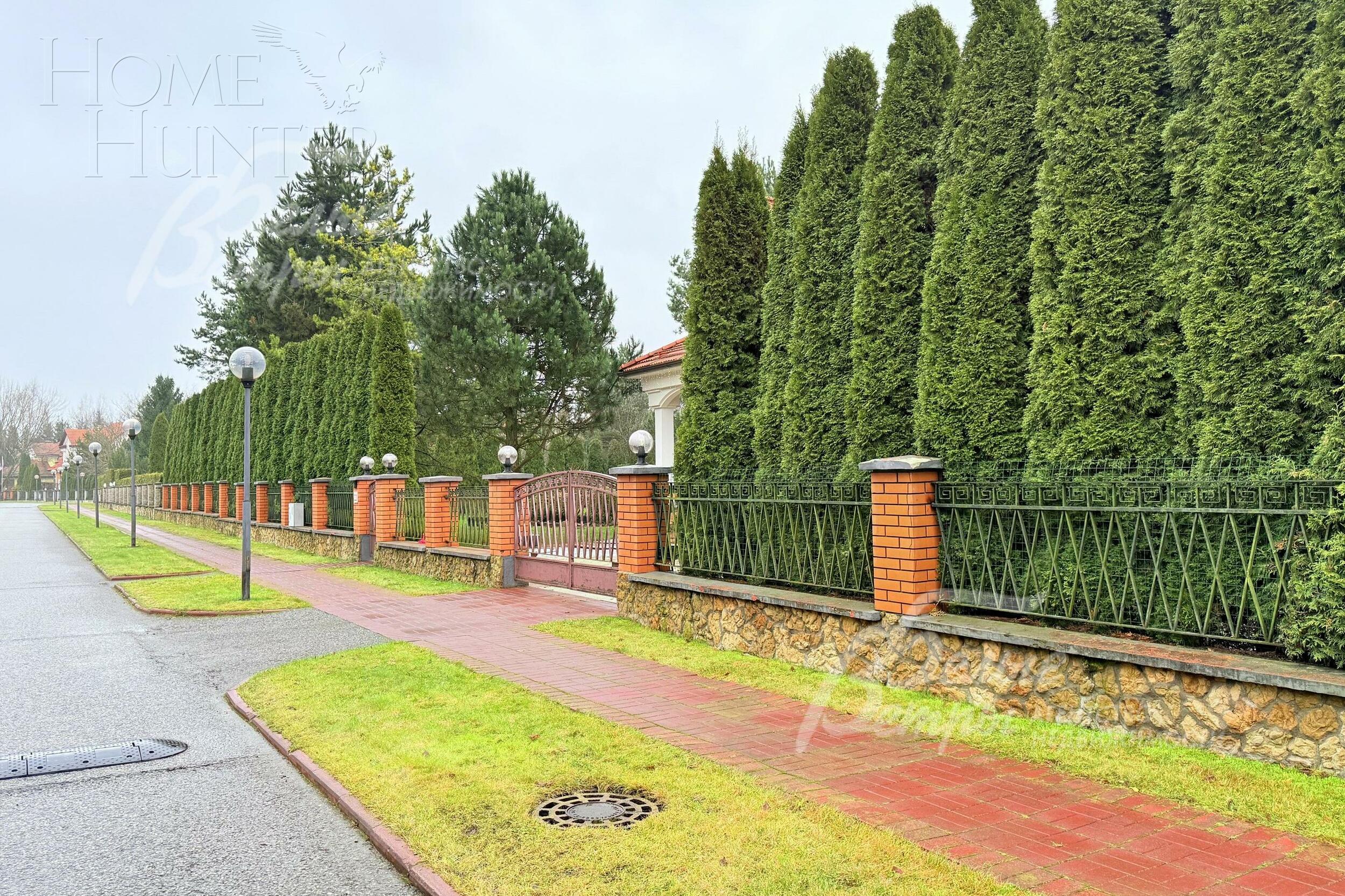 2-этажный коттедж 500 м² с отделкой