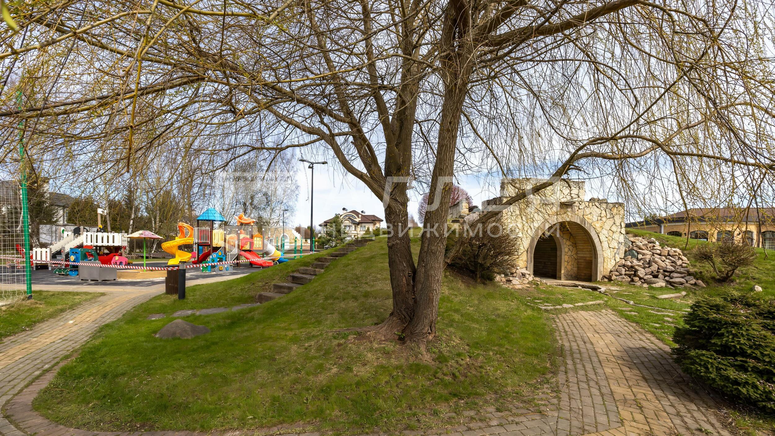 2-этажный коттедж 385 м² с отделкой