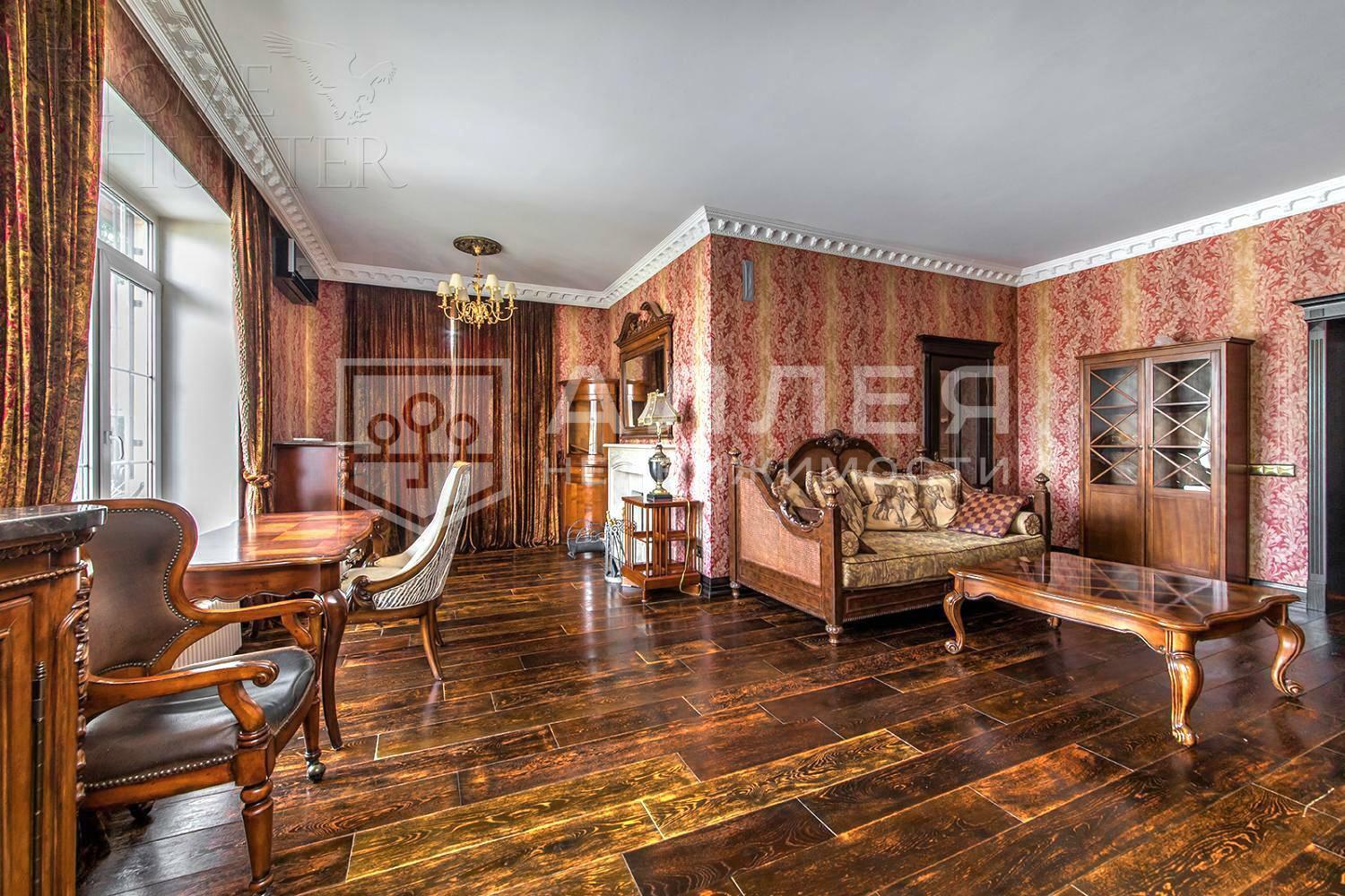 3-этажный коттедж 1 000 м² с отделкой