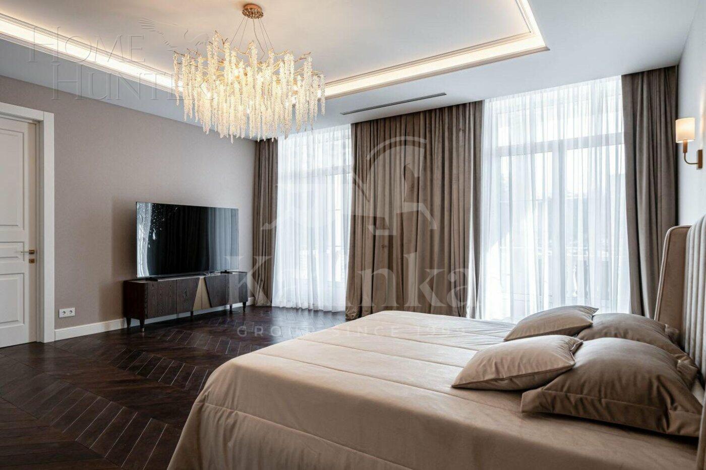 2-этажный коттедж 590 м² с отделкой