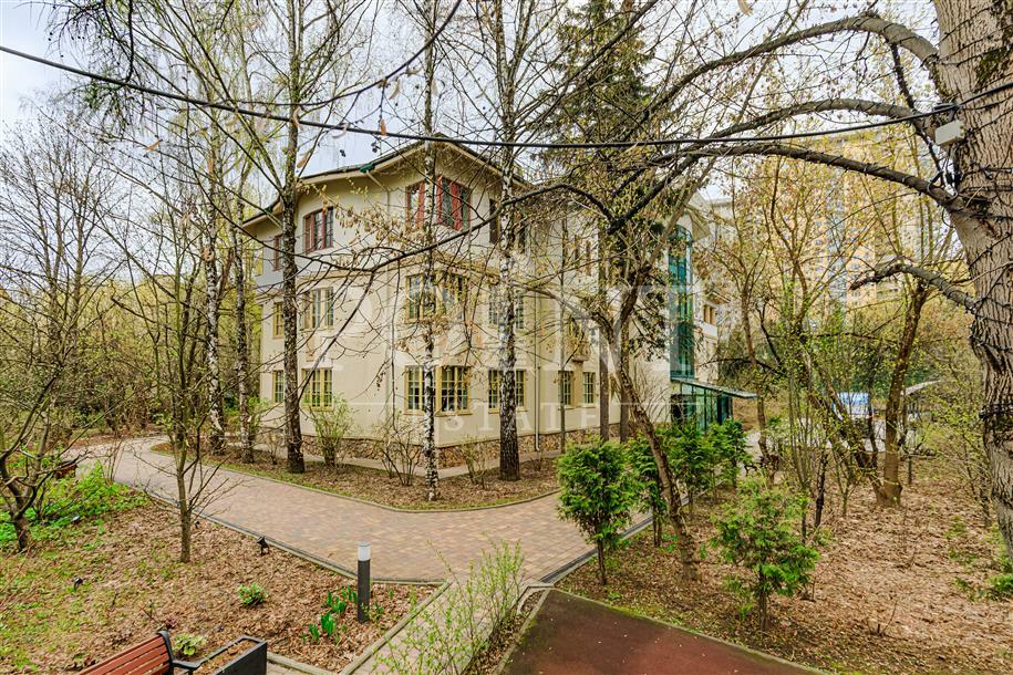 4-КОМН. КВАРТИРА С ОТДЕЛКОЙ 169 М² НА 2 ЭТАЖЕ