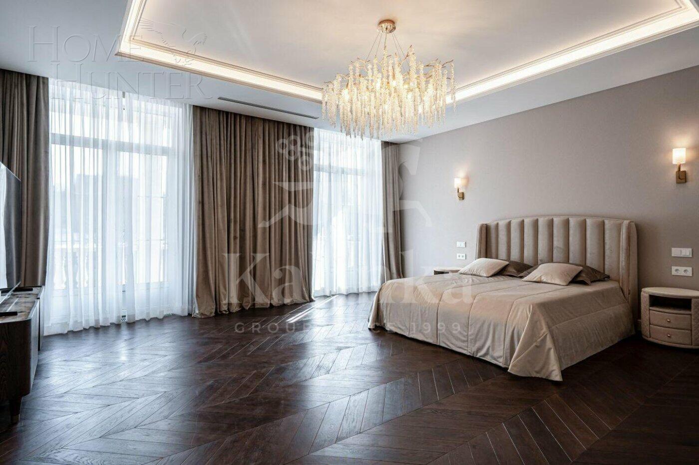 2-этажный коттедж 590 м² с отделкой