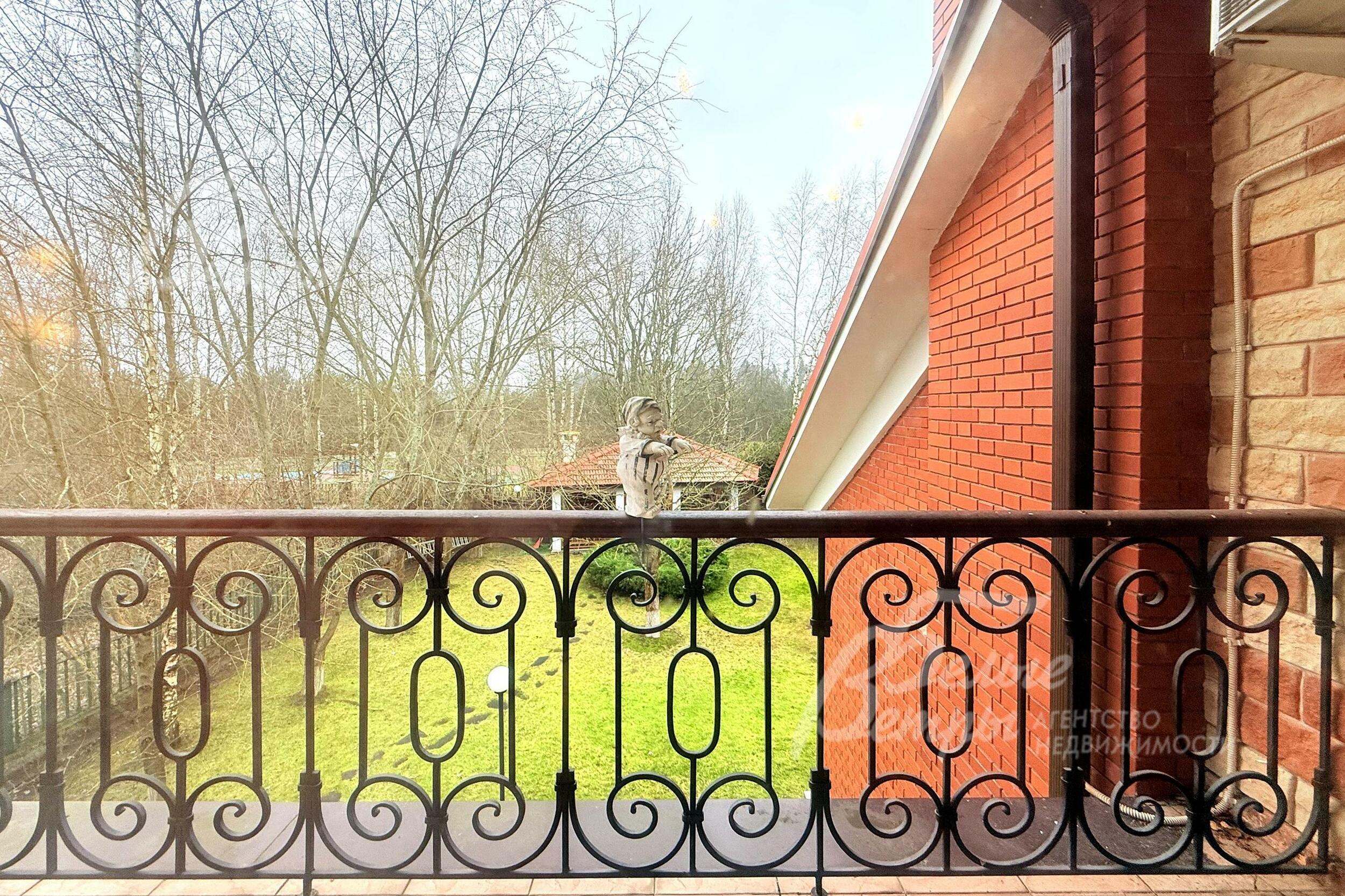 2-этажный коттедж 500 м² с отделкой