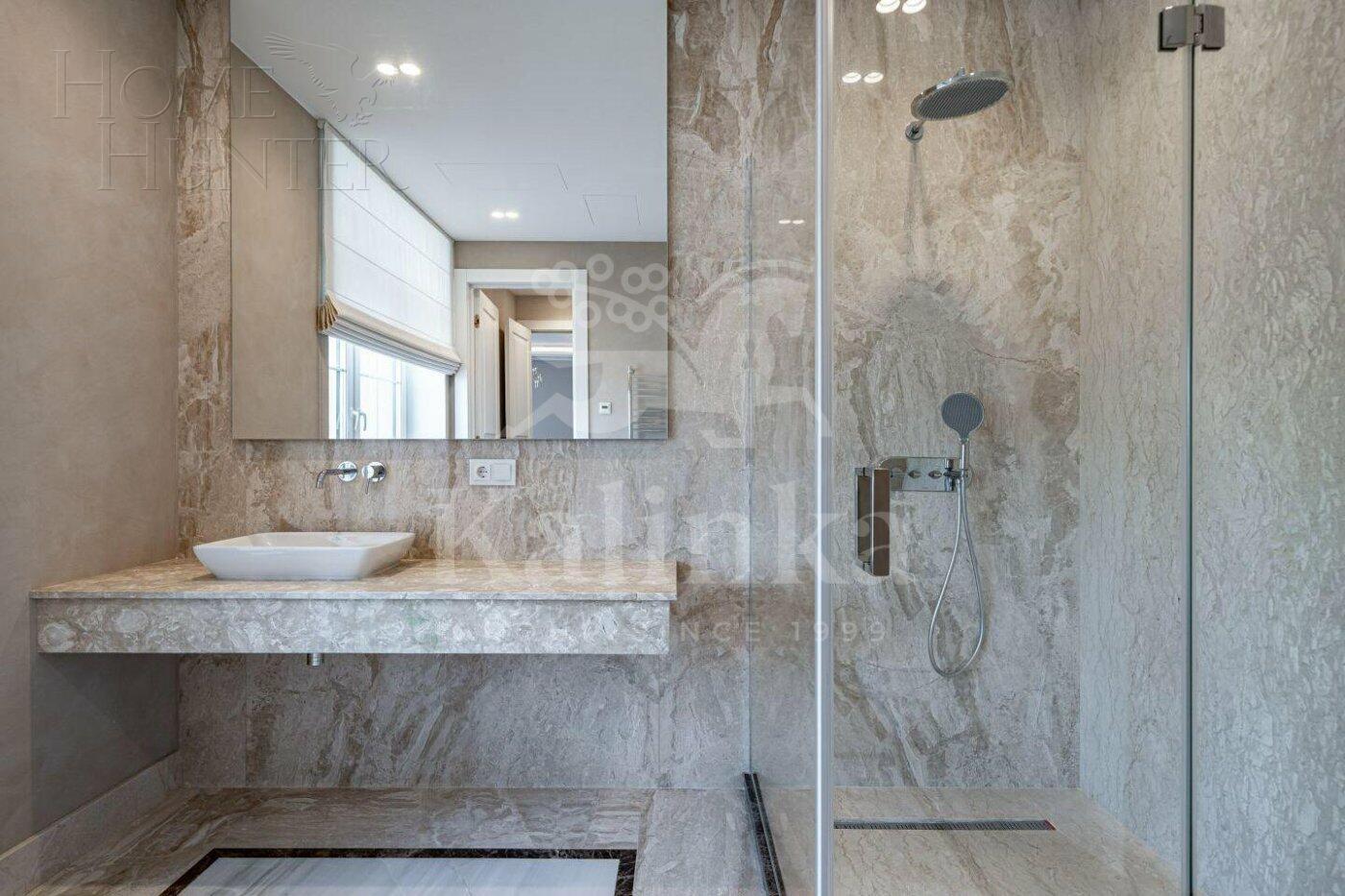 2-этажный коттедж 590 м² с отделкой