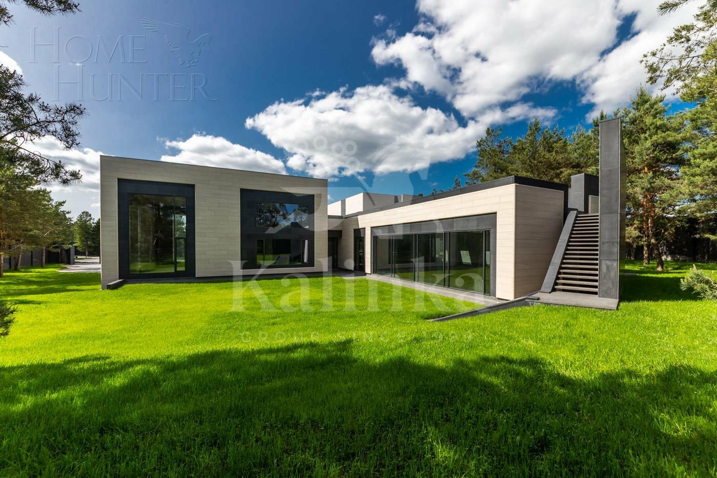 2-этажный коттедж 2 027.4 м² без отделки