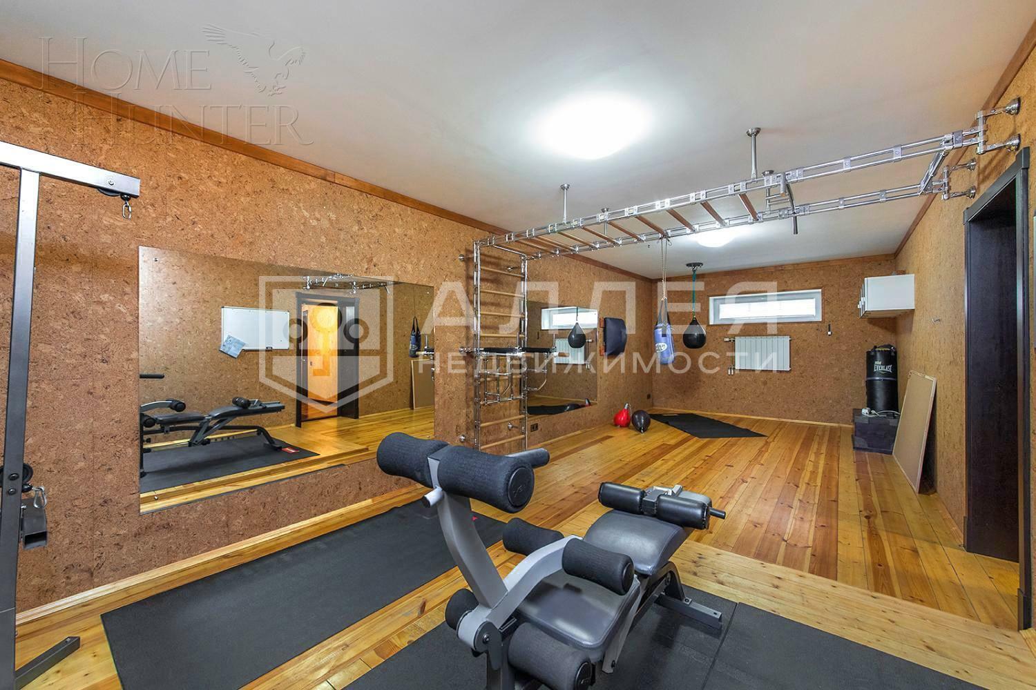 3-этажный коттедж 1 000 м² с отделкой