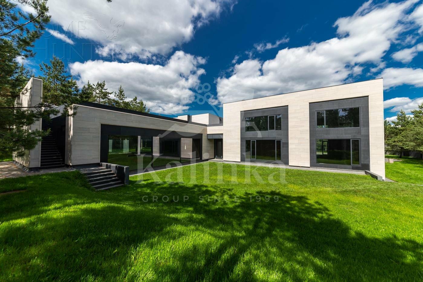 2-этажный коттедж 2 051 м² без отделки
