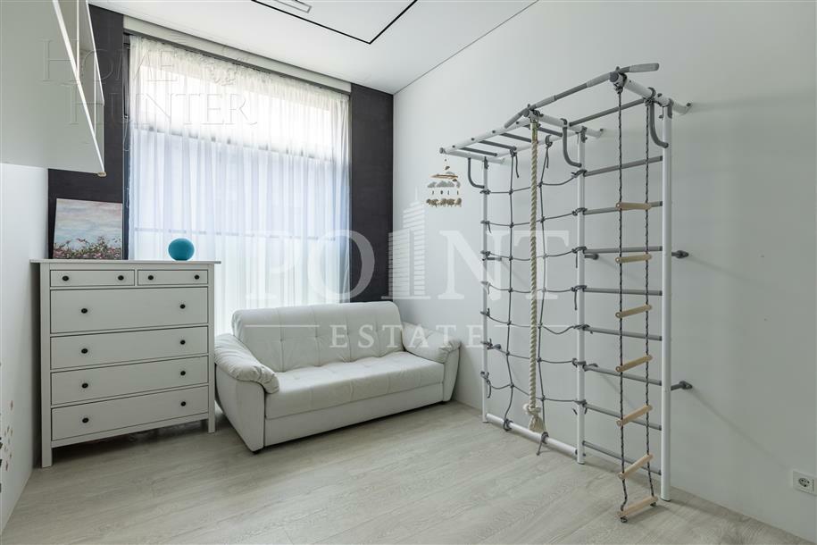 3-КОМН. КВАРТИРА С ОТДЕЛКОЙ 90 М² НА 1 ЭТАЖЕ