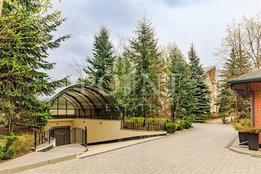 4-КОМН. КВАРТИРА С ОТДЕЛКОЙ 169 М² НА 2 ЭТАЖЕ