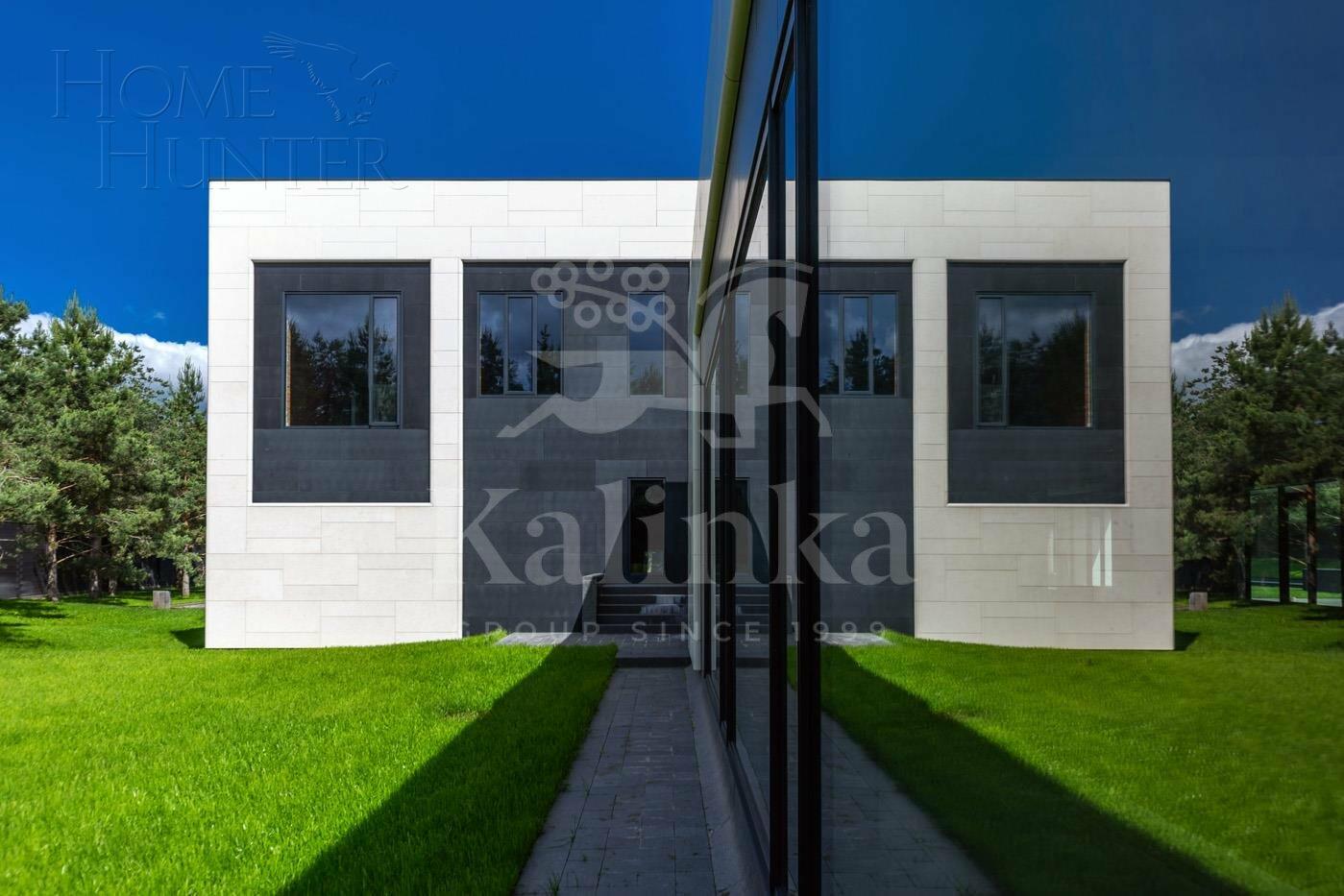 2-этажный коттедж 2 051 м² без отделки