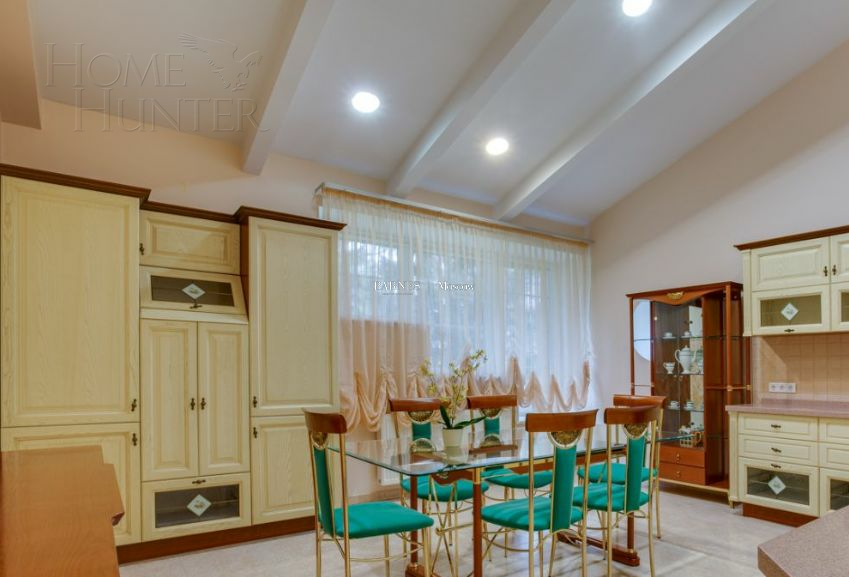 2-этажный коттедж 1 250 м² с отделкой