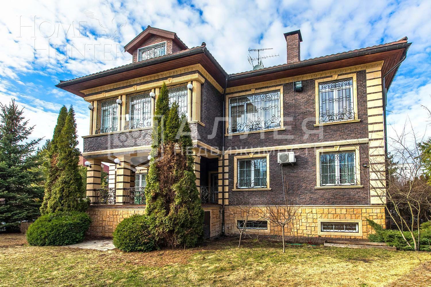 3-этажный коттедж 1 000 м² с отделкой