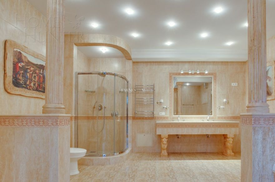 2-этажный коттедж 1 250 м² с отделкой