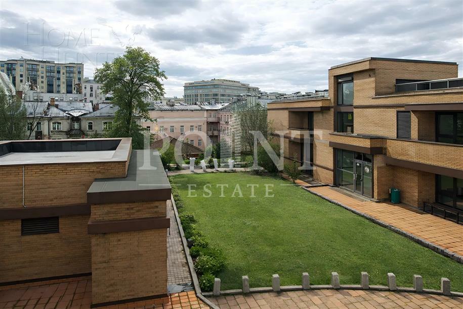 3-КОМН. КВАРТИРА С ОТДЕЛКОЙ 168.7 М² НА 2 ЭТАЖЕ
