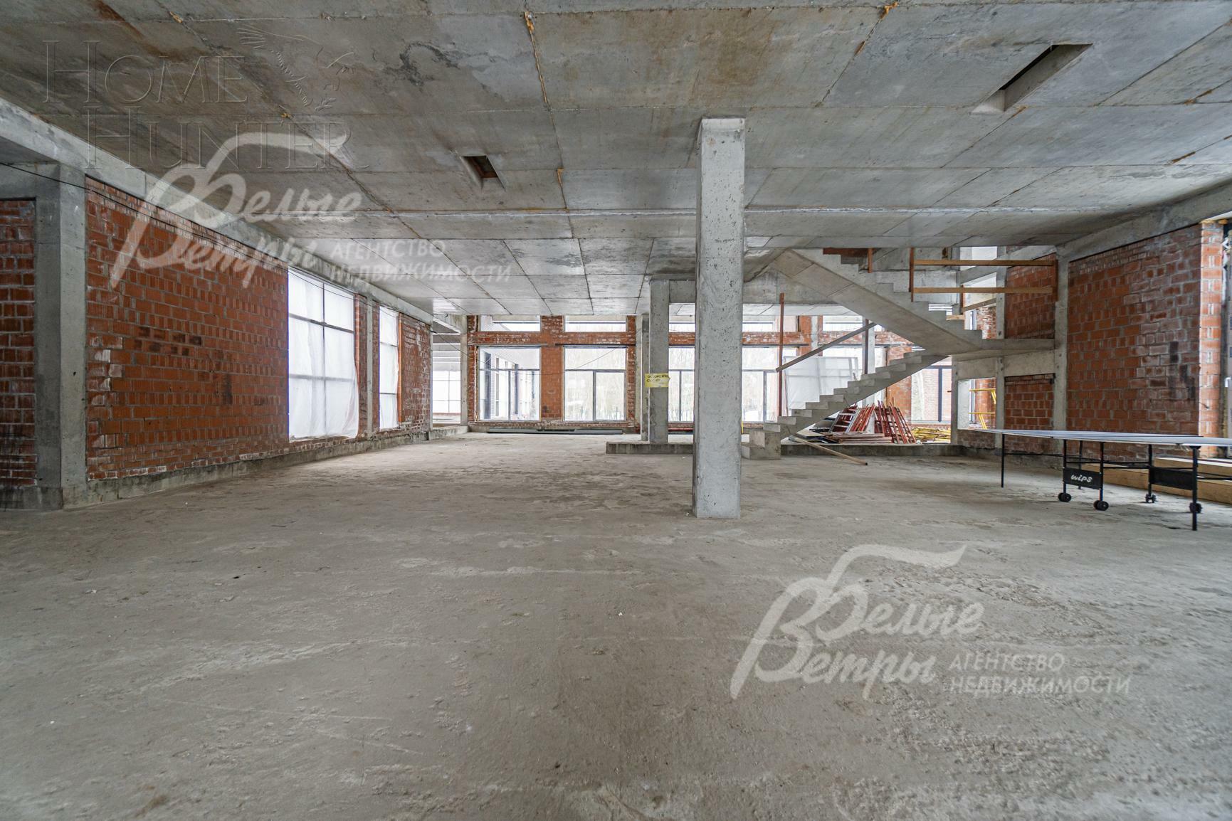 3-этажный коттедж 1 170 м² без отделки