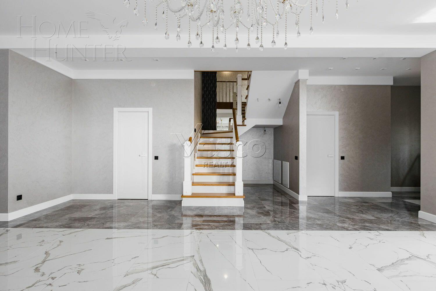 ТАУНХАУС 623 м² с отделкой