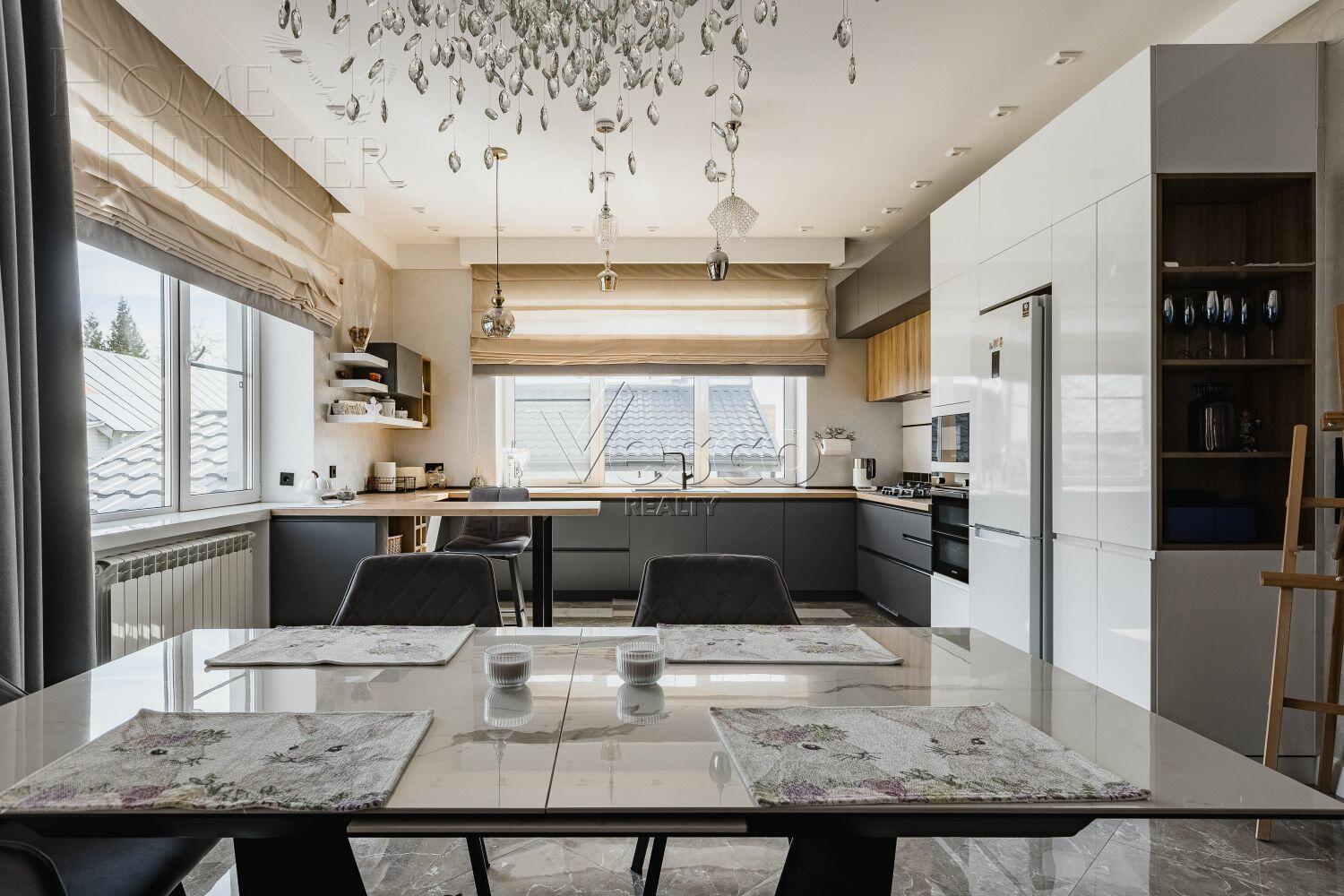 ТАУНХАУС 623 м² с отделкой