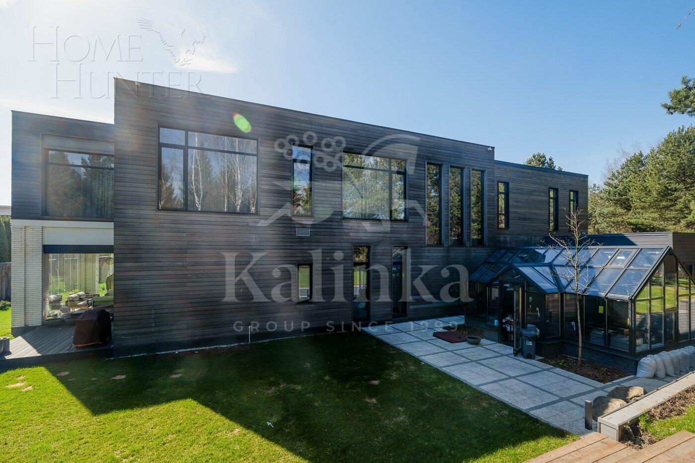 2-этажный коттедж 800 м² с отделкой